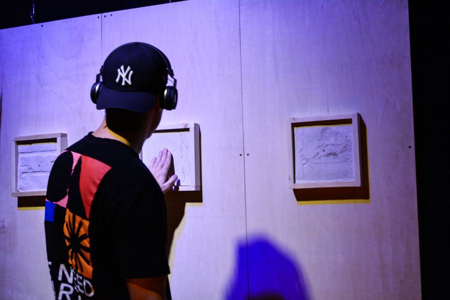 Un/Living Gallery: A Tangible Art Manifesto — 2