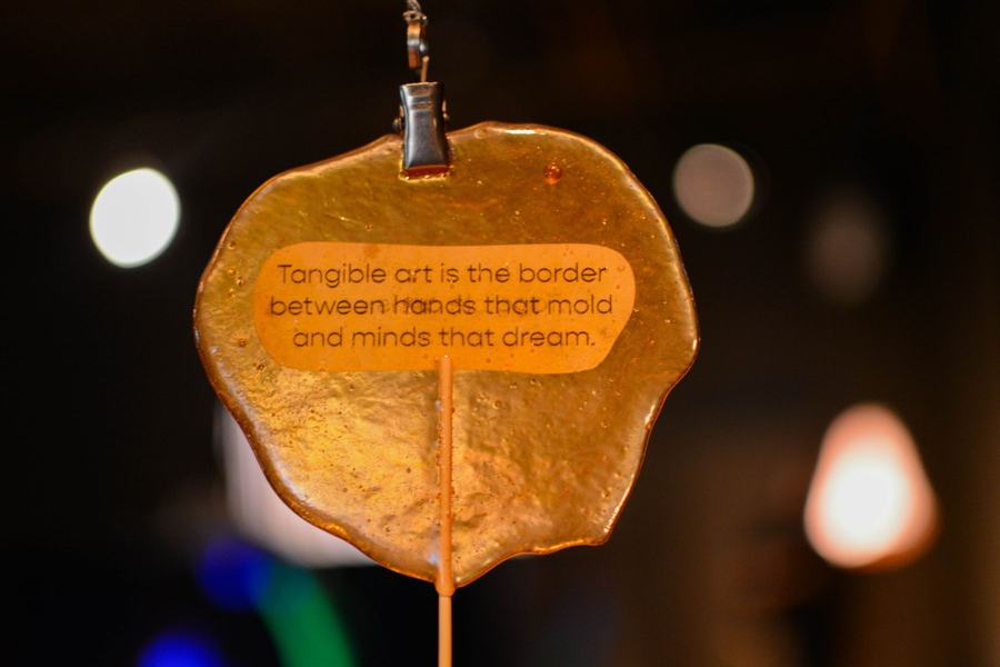 Un/Living Gallery: A Tangible Art Manifesto — 5