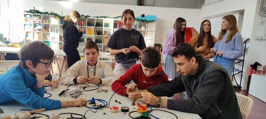 Start Pentru Tineri — 4